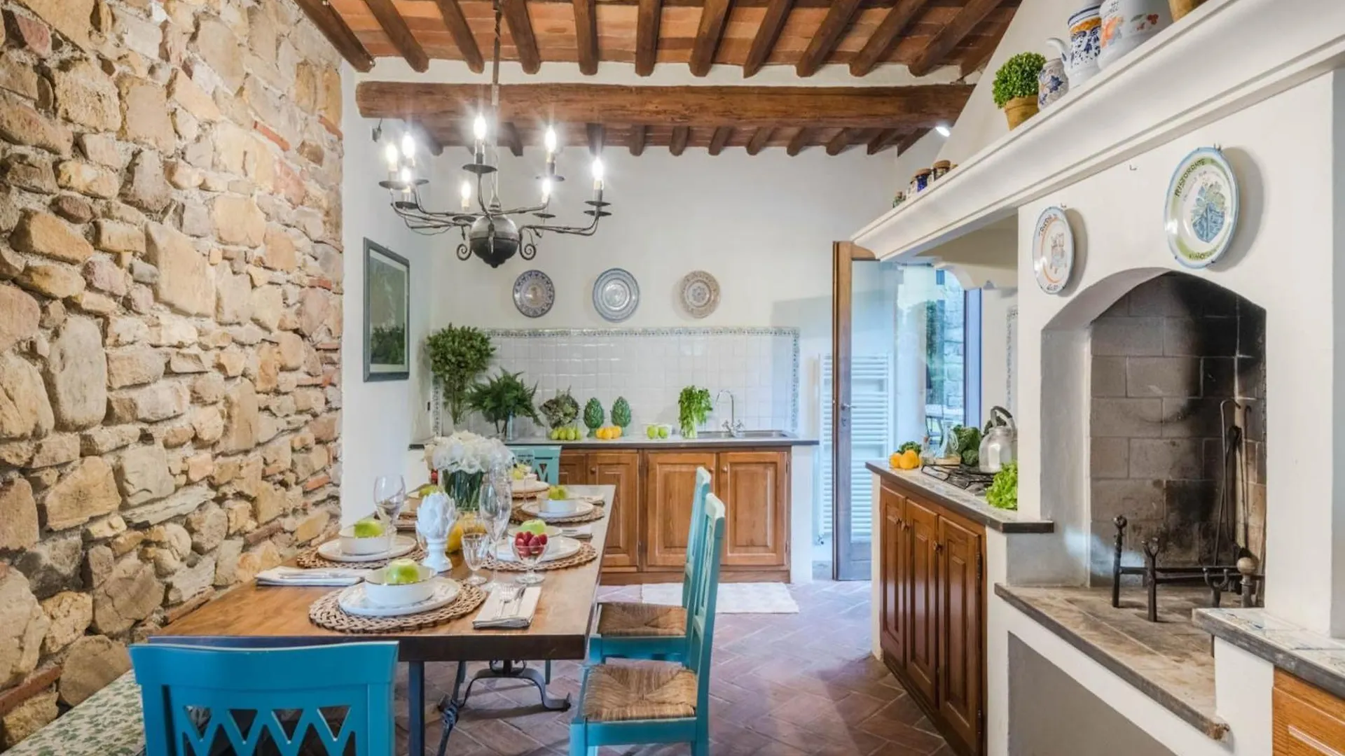 Citrus Charm Farmhouse, Country Villa Capannori